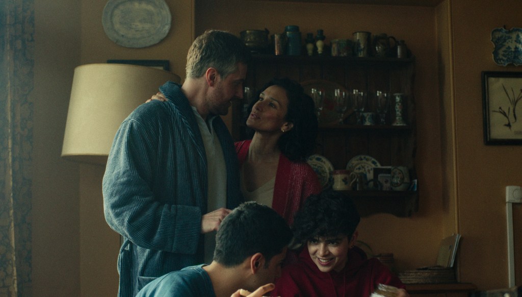 The family together at breakfast. (Netflix)