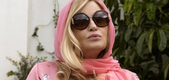 Jennifer Coolidge as Tanya McQuoid in The White Lotus. (HBO)