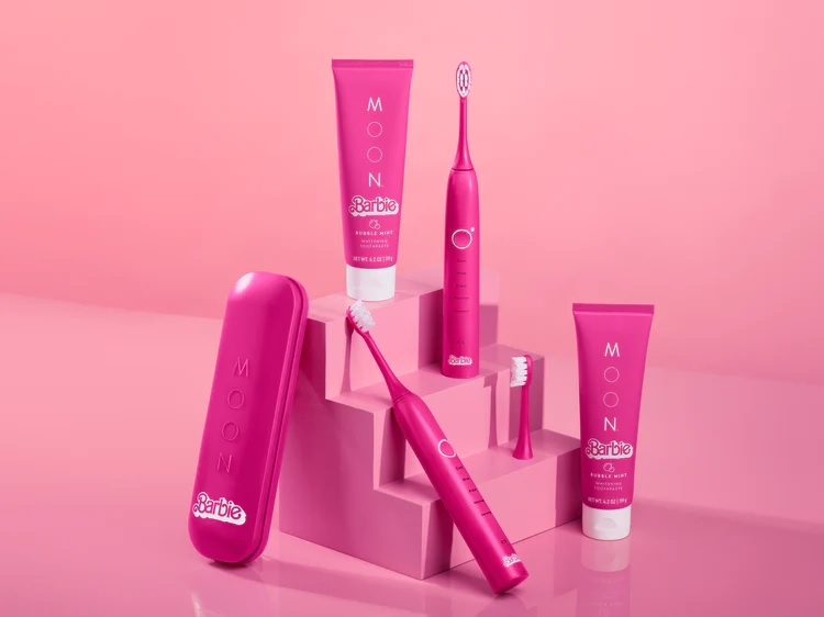 Moon Oral Beauty Barbie toothbrush
