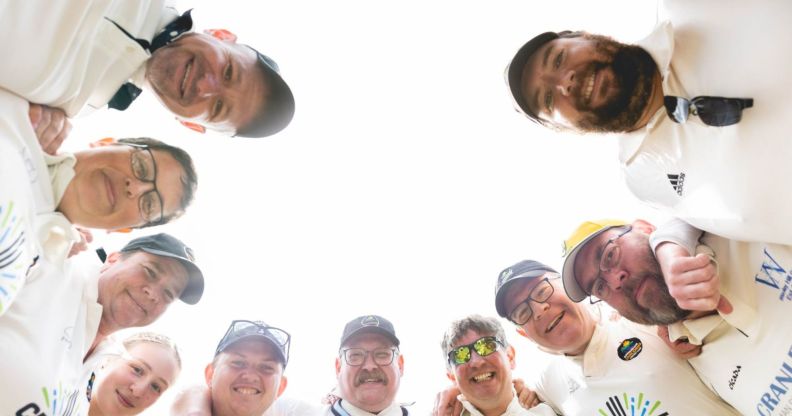 Birmingham Unicorns in a huddle.