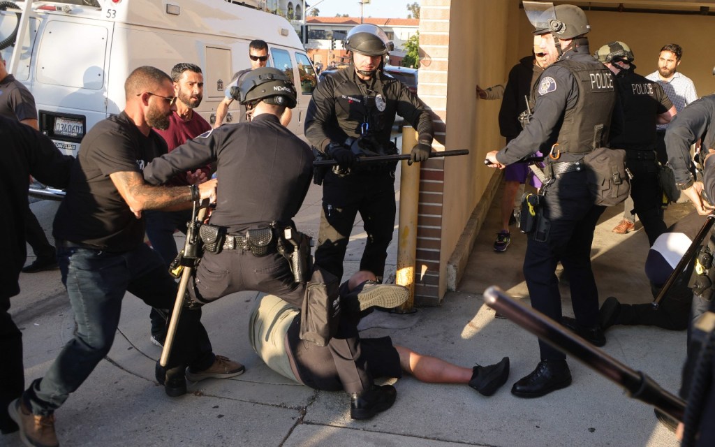 Glendale school protesters is tackled to the ground by police