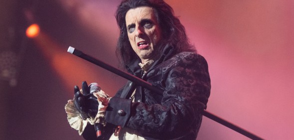 Alice Cooper calls gender-affirming care for trans kids a 'fad'.