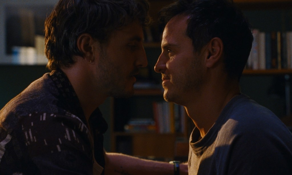 Paul Mescal (L) and Andrew Scott (R) in All of Us Strangers.