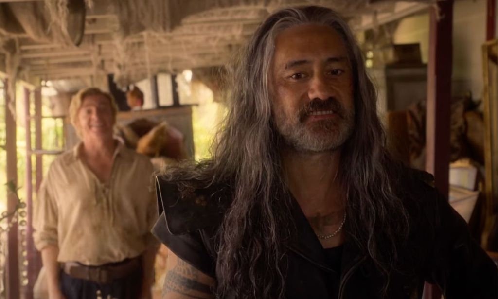 Rhys Darby as Stede (L) and Taika Waititi as Blackbeard (R) in Our Flag Means Death