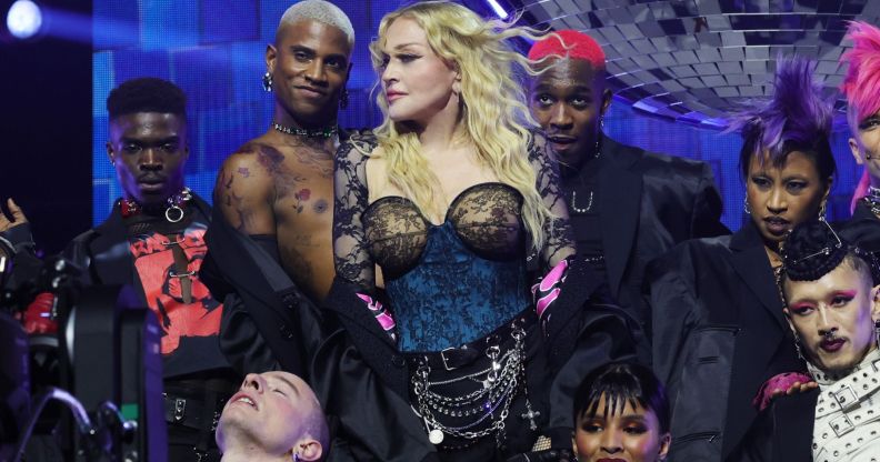 Madonna - Σελίδα 46 Madonna-Celebration-Tour