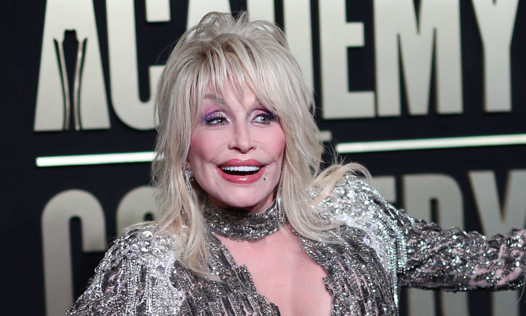 Dolly Parton announces run for US president