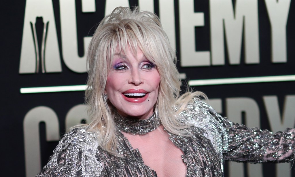 Dolly Parton explains why she simply won't text back.