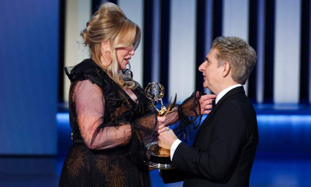 Jennifer Coolidge's co-star Michael Imperioli presented her with the Emmy for Best Supporting Actress
