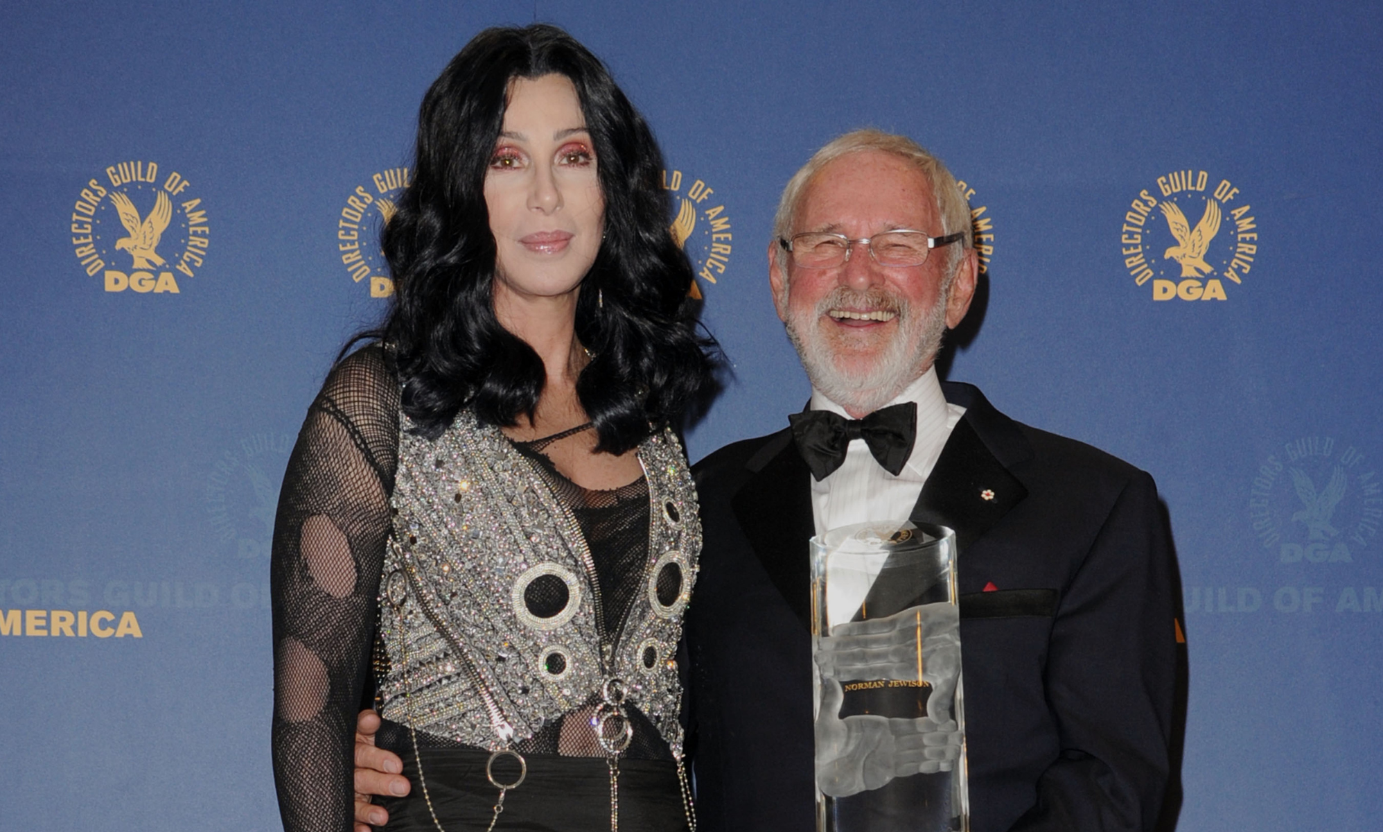 Cher credits late director Norman Jewison in tribute - Vimarsana News