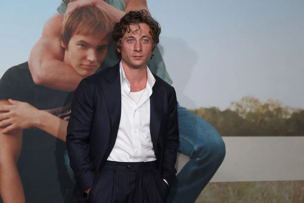 Jeremy Allen White's Calvin Klein shoot made accessible to blind