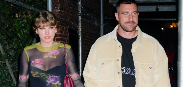 The sporting star is showing up in support of the singer. (Getty)