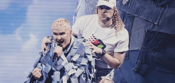 Windows95man and Henri Piispanen performing 'No Rules' at UMK.