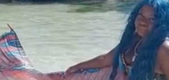 Black mermaid Harlane