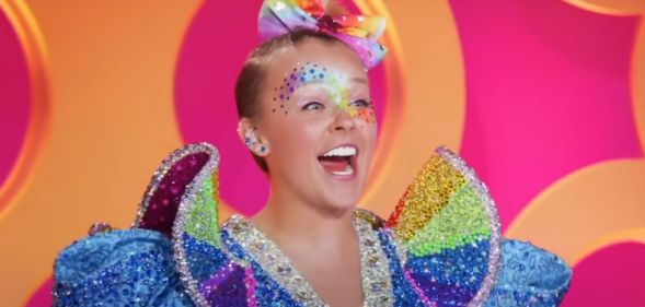 Jojo Siwa reacting to a lip-sync on Drag Race All Stars 8.