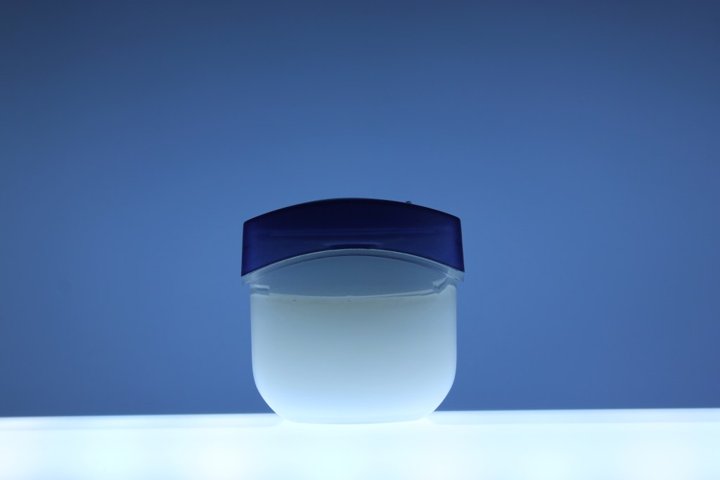 Repair jelly protects and repairs by adding moisture to help restore dry skin.