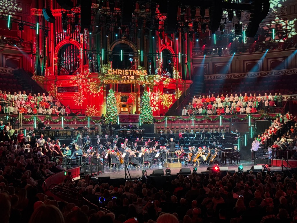 Sandi Claus put on an unforgettable evening.