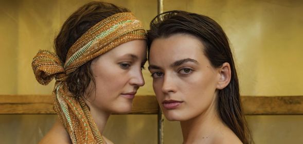 Vicky Krieps and Emma Mackey in Hot Milk.