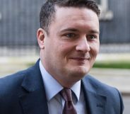 Wes Streeting walking across 10 Downing Street.