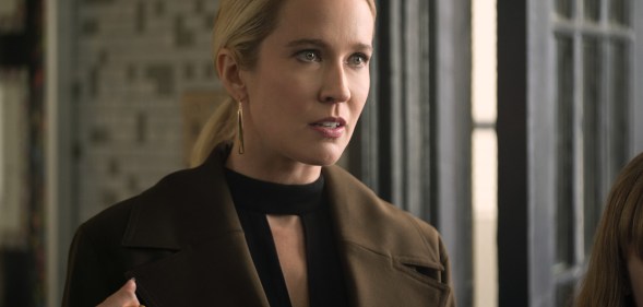 Anna Camp in Netflix's You.