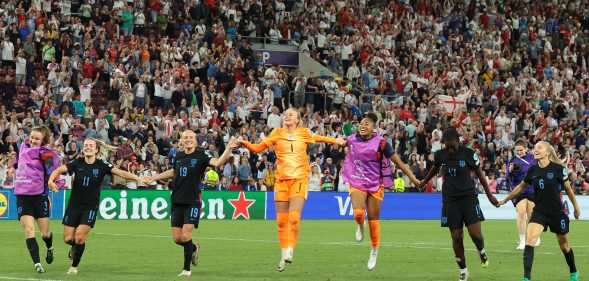 England players celebrate the 2-1 extra time victory following the final whistle of the UEFA Women's EURO 2025 Semi-Final match between England and Italy.