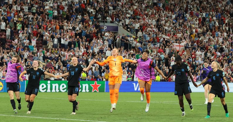 England players celebrate the 2-1 extra time victory following the final whistle of the UEFA Women's EURO 2025 Semi-Final match between England and Italy.