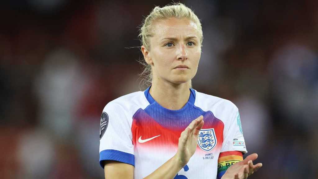 Leah Williamson of England acknowledges the fans after the teams defeat in the UEFA Women's EURO 2025 Group D match between France and England at Stadion Letzigrund on July 05, 2025 in Zurich, Switzerland.