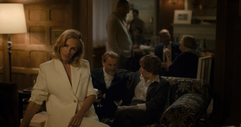 (L to R) Julia Roberts as Alma, Michael Stuhlbarg as Frederik and Chloë Sevigny as Dr. Kim Sayers in After the Hunt