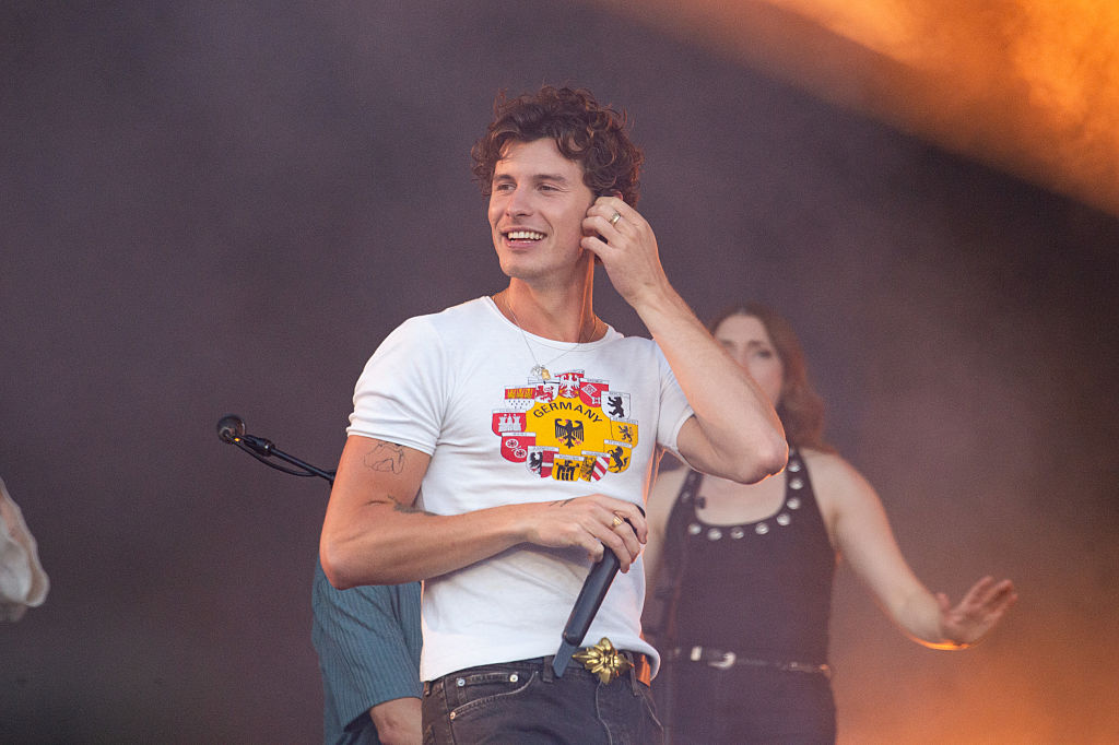 Shawn Mendes has created to being called "Daddy"