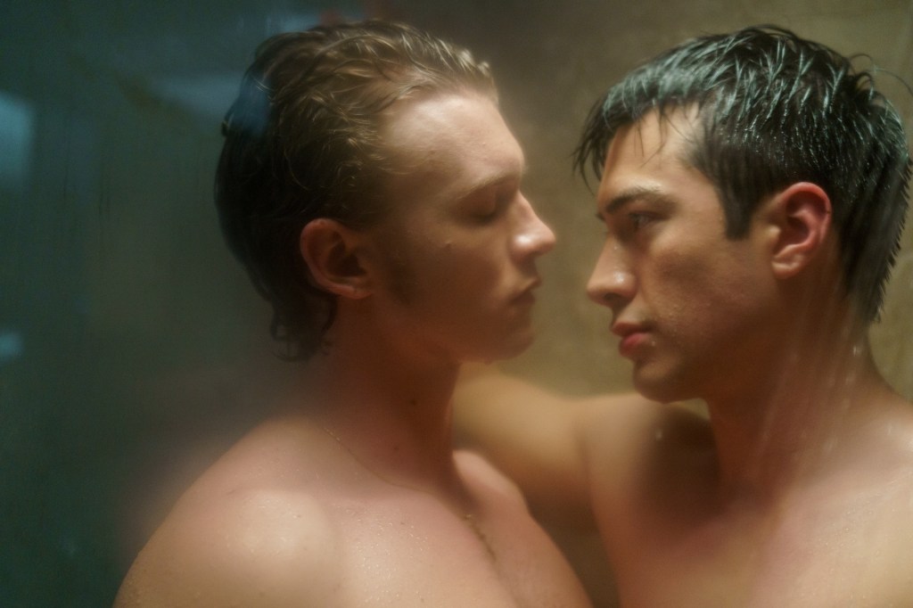 Connor Storrie as Ilya Rozanov and Hudson Williams as Shane Hollander, naked in the shower