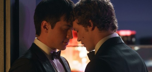 Hudson Williams as Shane Hollander and Connor Storrie as Ilya Rozanov