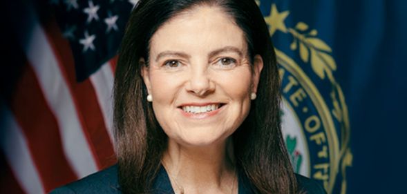 Kelly Ayotte.