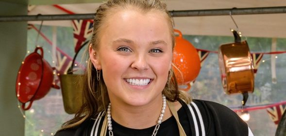 JoJo Siwa is joining the cast of Bake Off