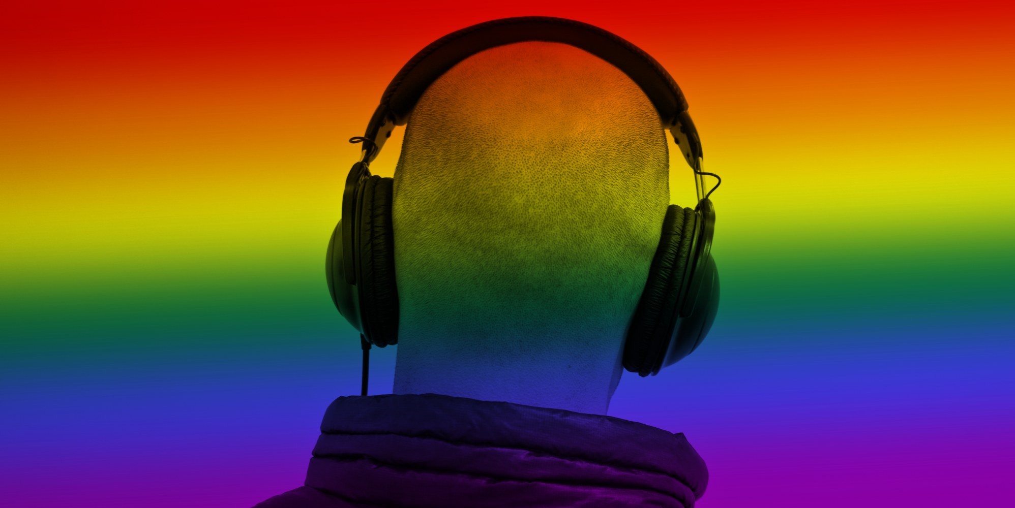 MAGA influencer thinks headphones are making men gay