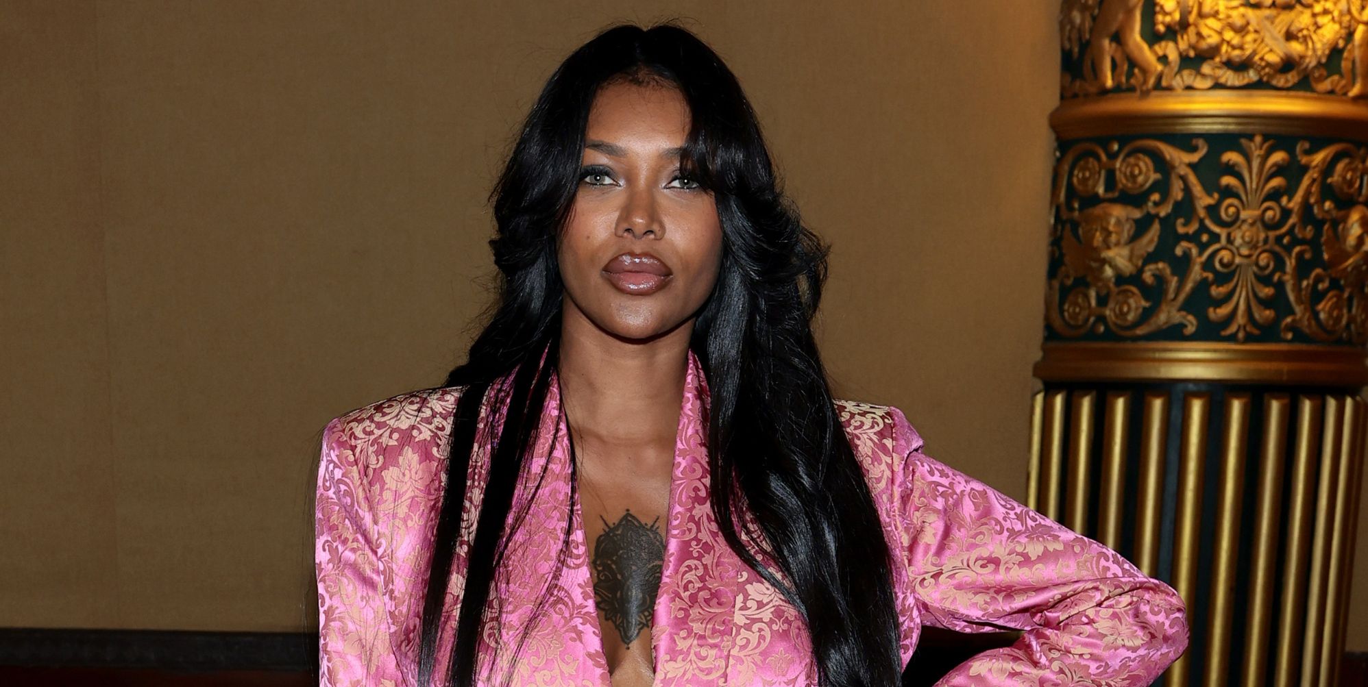 America's Next Top Model star says it's OK for women to be bisexual but not men