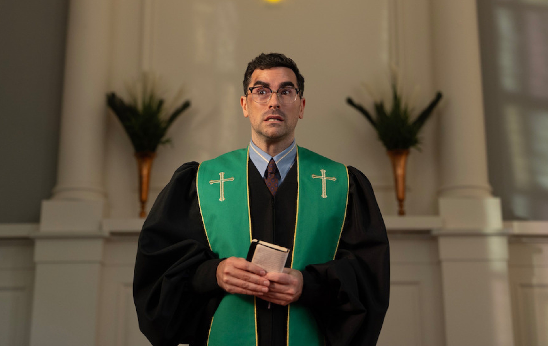 This is what the critics saying about Dan Levy's new sitcom Big Mistakes