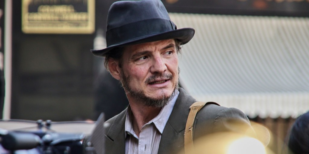 Pedro Pascal filming for De Noche
