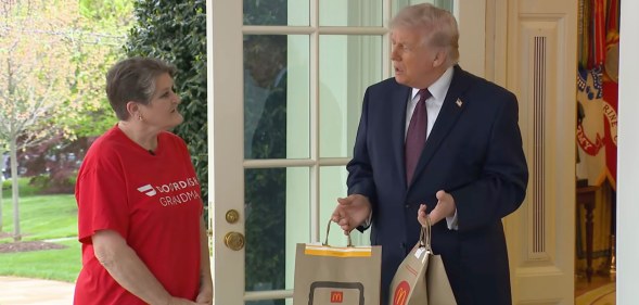 Trump received a DoorDash delivery at the White House