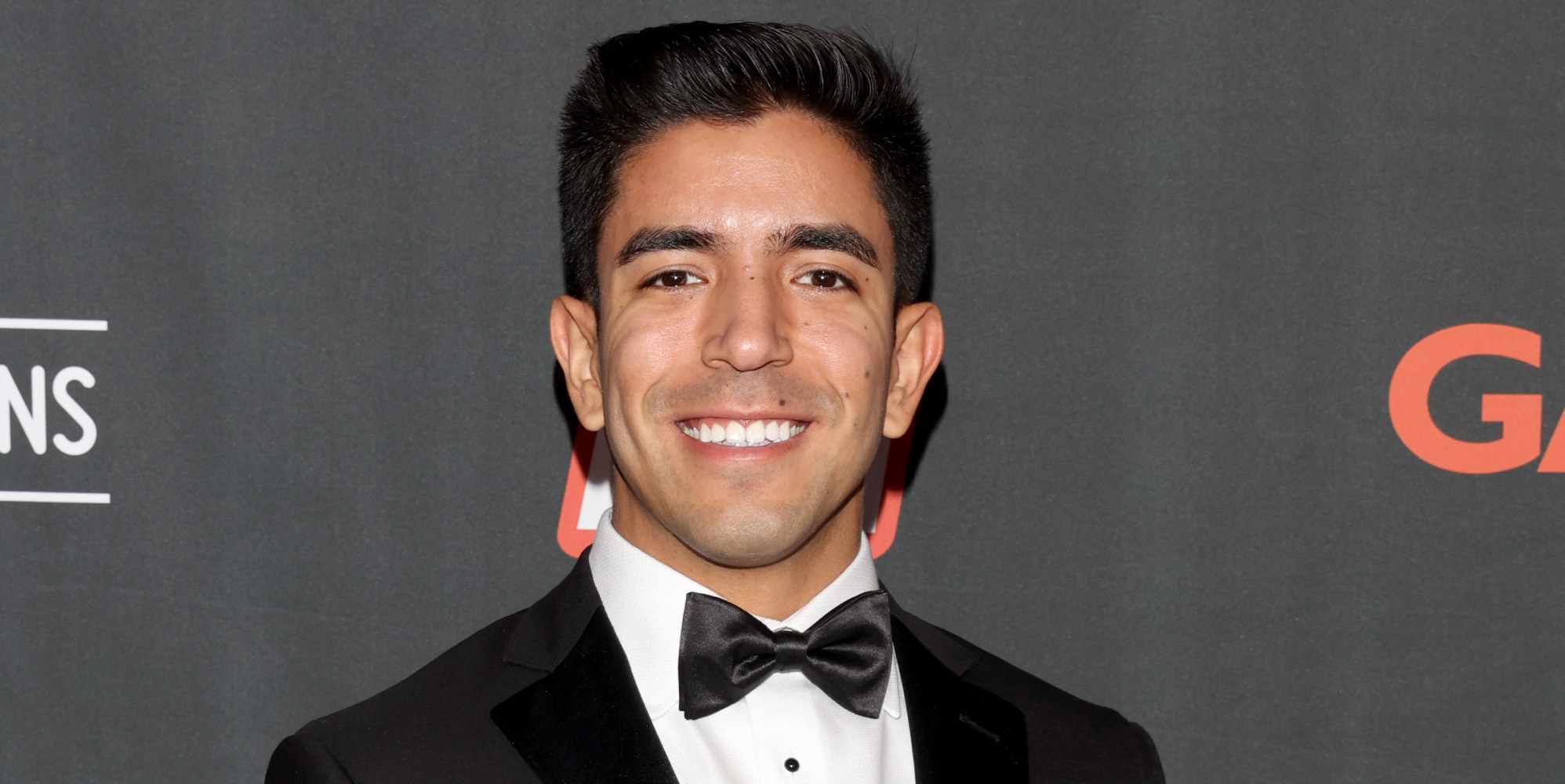 Gay adult star banned from US for 10 years after airport interrogation