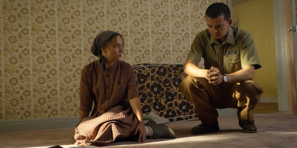 Molly Windsor and Asa Butterfield in 'Unchosen'