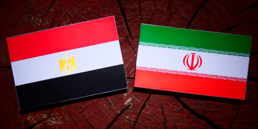 Flags of Egypt and Iran