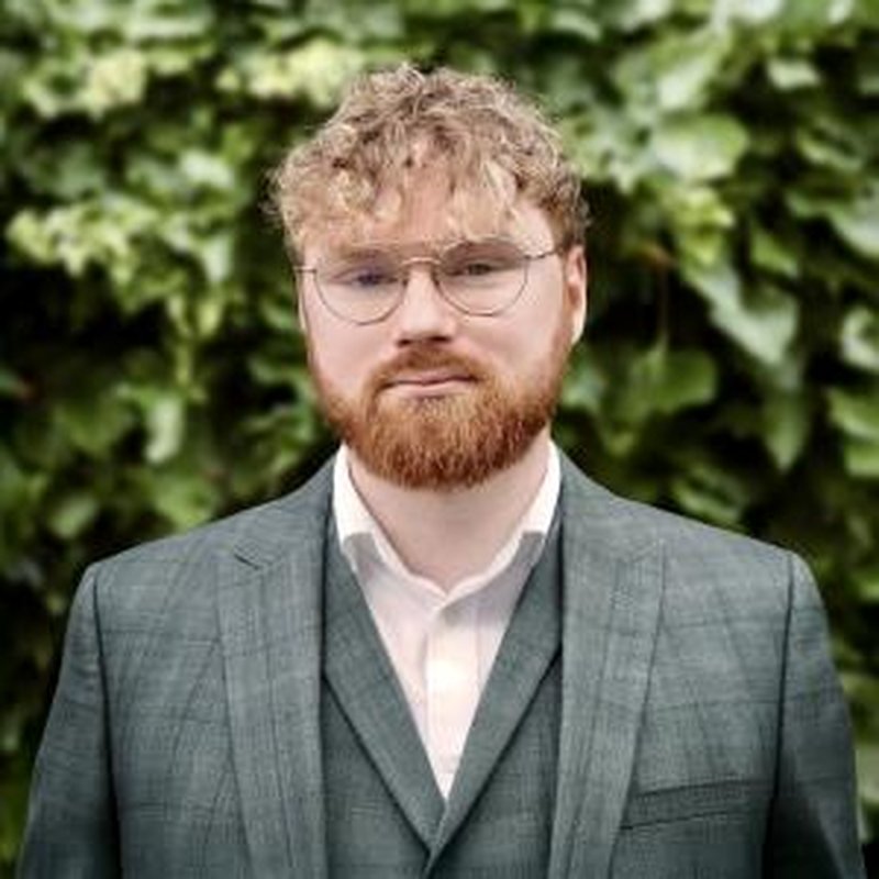 Dr Michael Foran