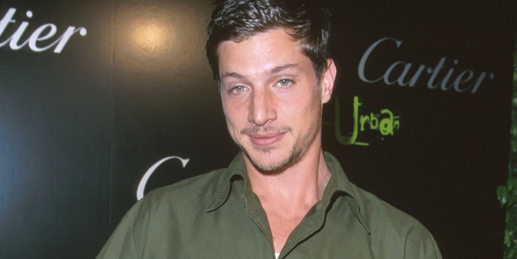 Simon Rex
