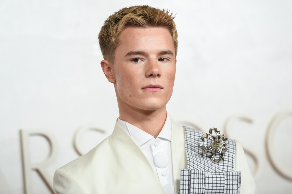Edvin Ryding at the 97th Oscars in a white suit