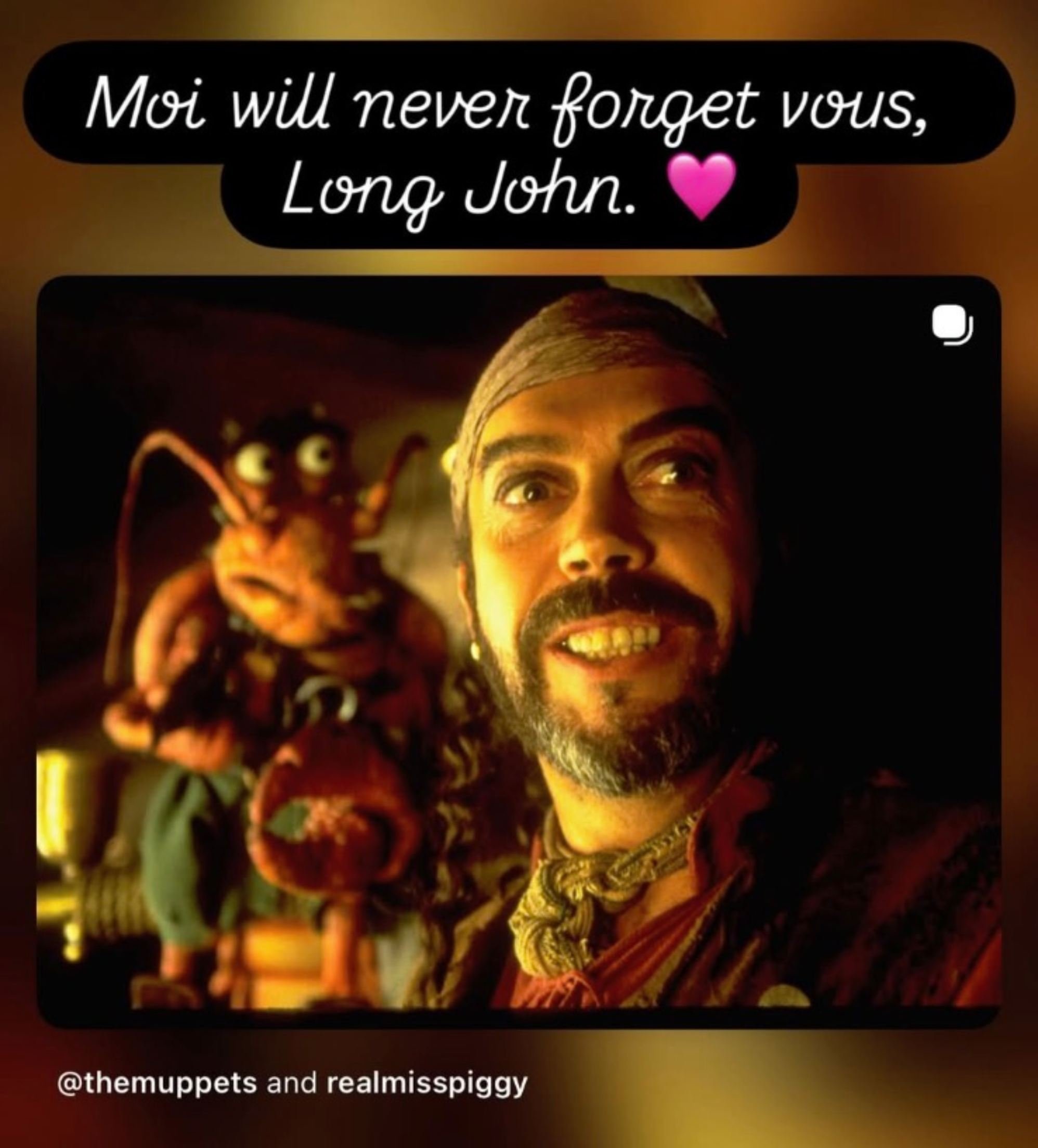 Miss Piggy paid tribute to Tim Curry
