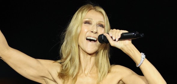 Céline Dion singing