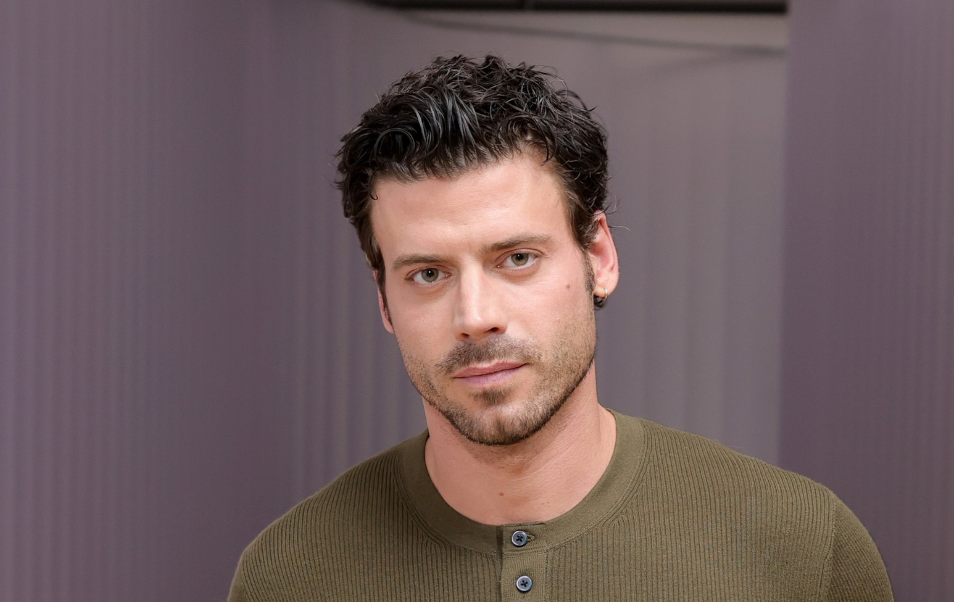 François Arnaud ‘protecting himself more’ after Heated Rivalry fame