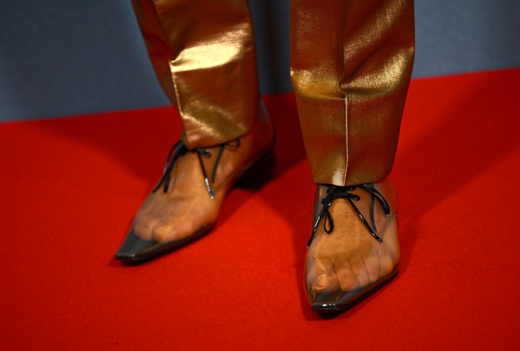 Alexander Skarsgård feet
