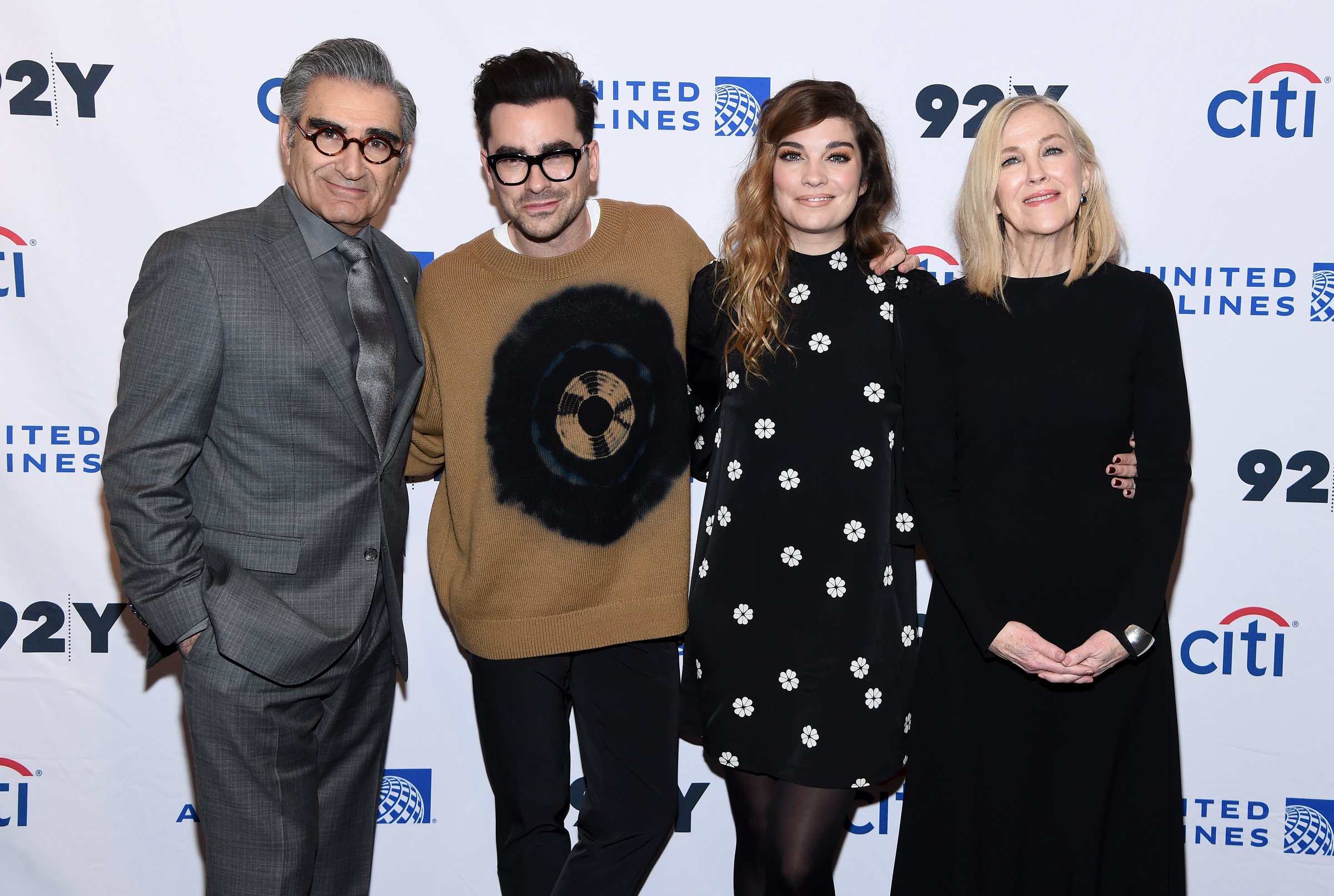 NEW YORK, NEW YORK - JANUARY 17: Eugene Levy, Daniel levy, Annie Murphy and Catherine O'Hara attend the